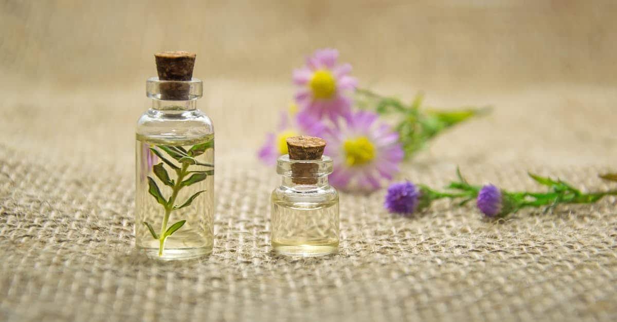 découvrez notre sélection de fragrances envoûtantes et raffinées. que vous recherchiez un parfum floral, boisé ou oriental, trouvez l'essence qui sublimera votre personnalité et laissera une empreinte mémorable. plongez dans un monde de senteurs exquises et révélez votre charme unique.